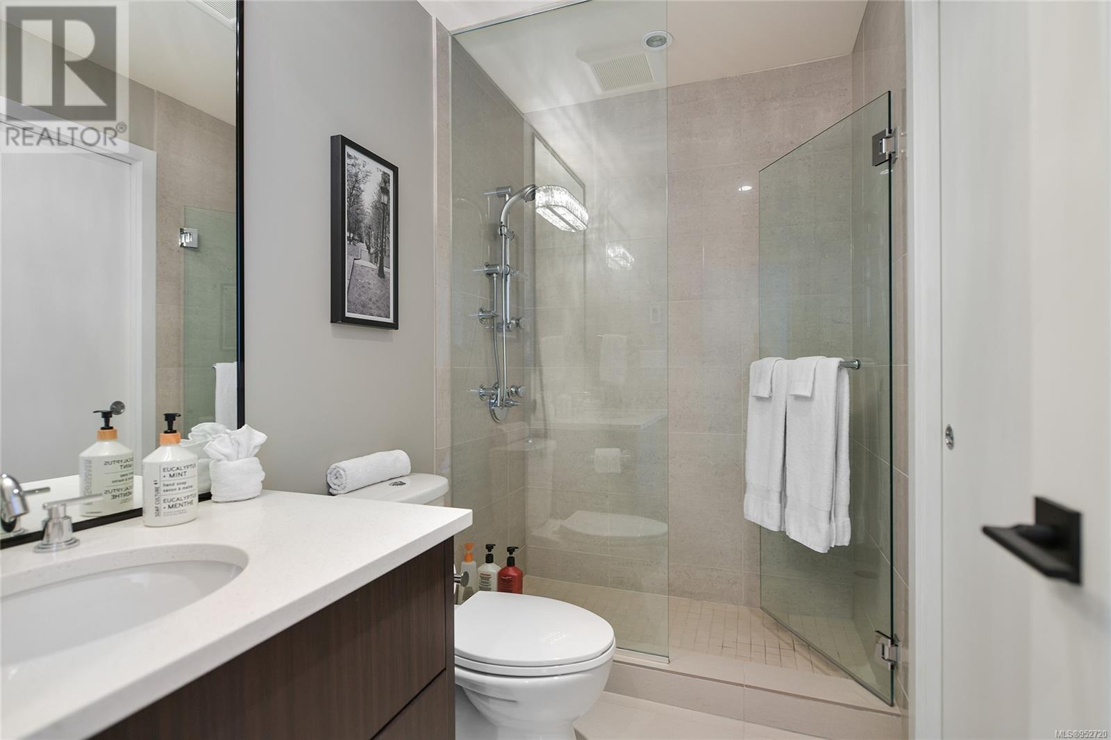 IMG1005 1 | Apartments Homes Suites for Rent Victoria BC