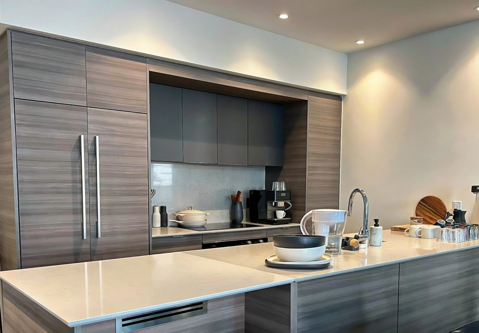 104Kitchen 01pepe | Apartments Homes Suites for Rent Victoria BC kitchen island