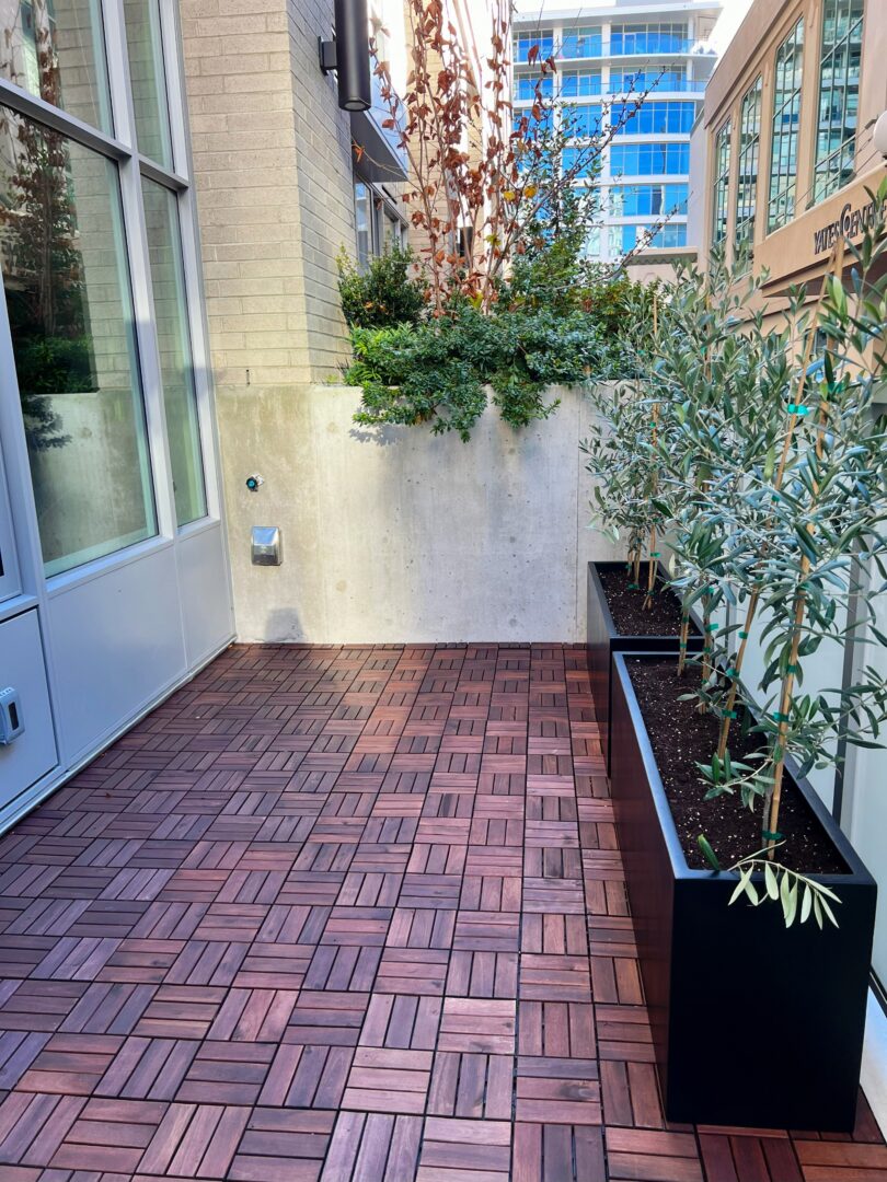 104Patio 01pe | Apartments Homes Suites for Rent Victoria BC