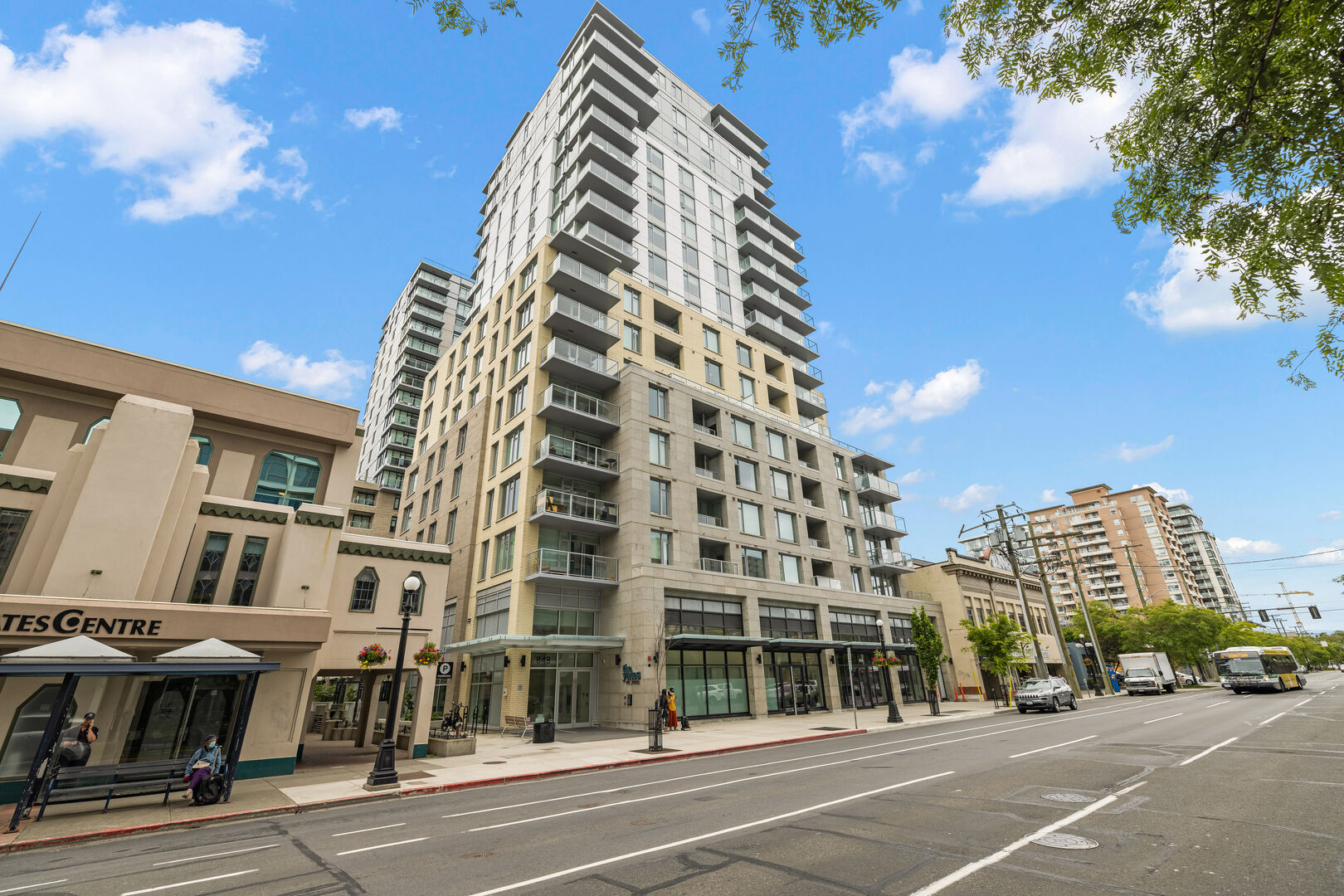 403848yates13 | Apartments Homes Suites for Rent Victoria BC