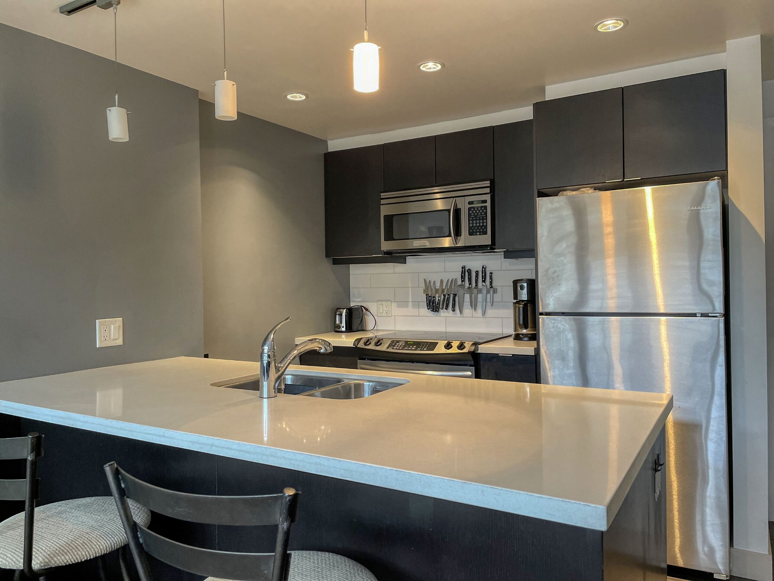 2305kithdr | Apartments Homes Suites for Rent Victoria BC