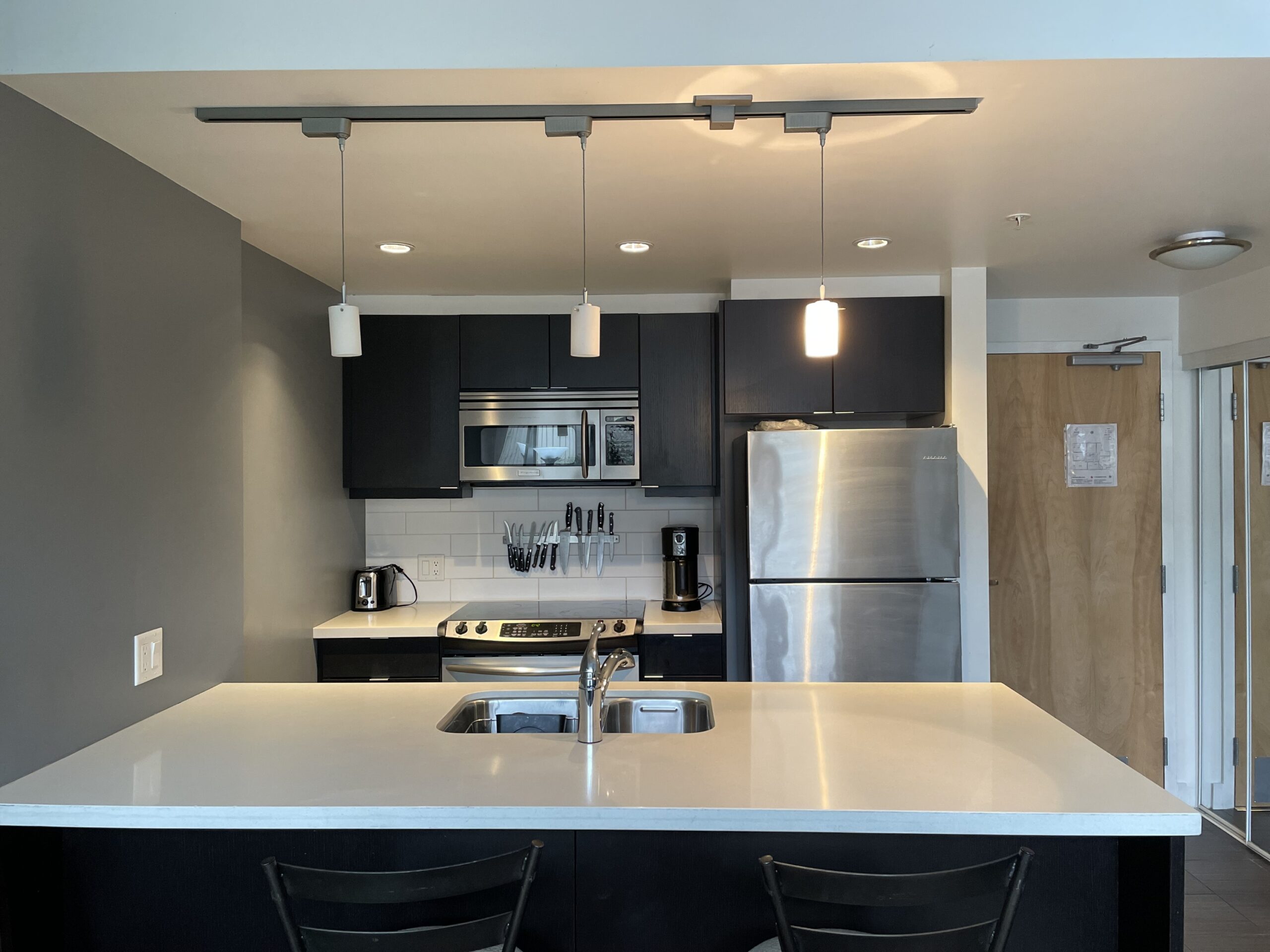 305kit | Apartments Homes Suites for Rent Victoria BC