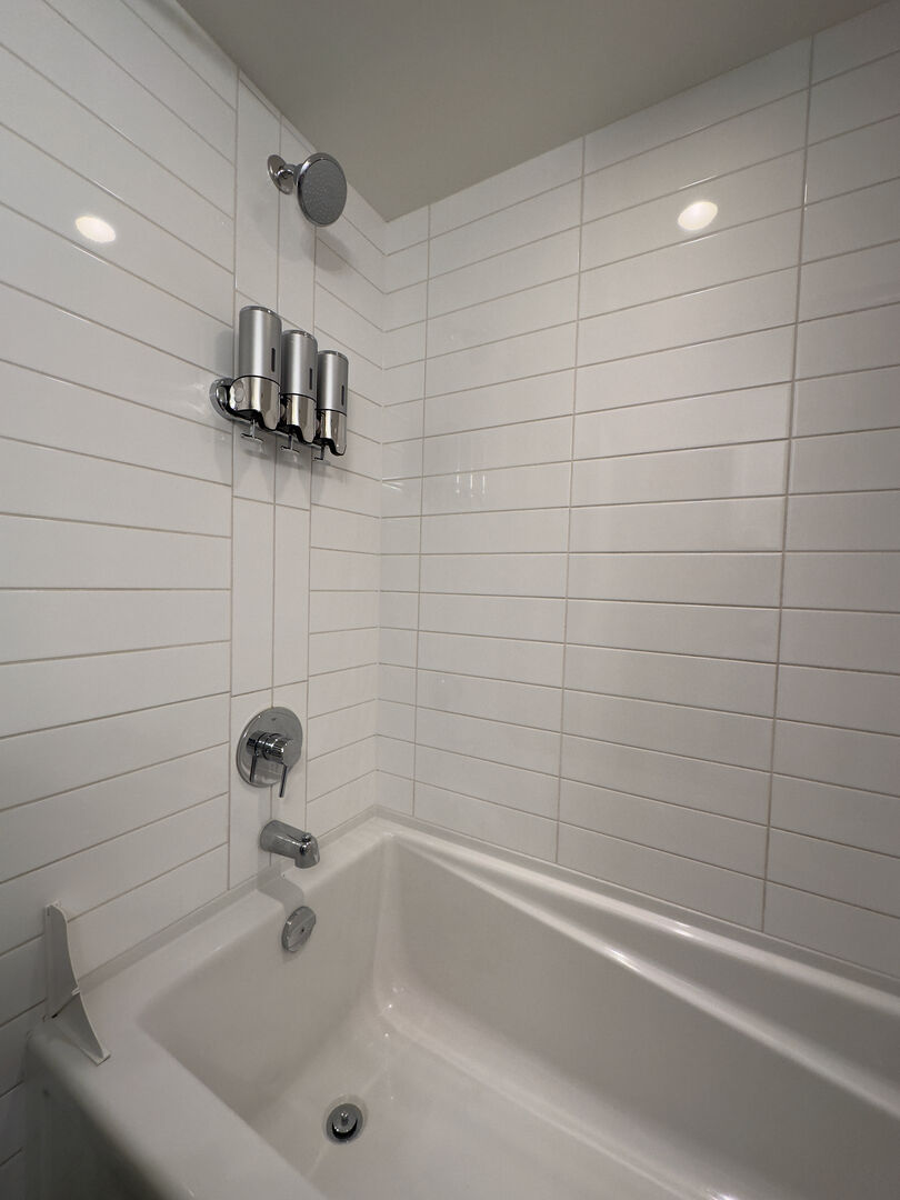 312517 Fisgard11 | Apartments Homes Suites for Rent Victoria BC