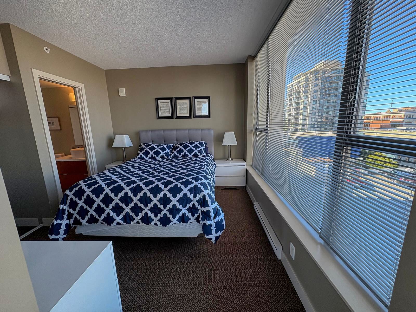 704760 johnson06 | Apartments Homes Suites for Rent Victoria BC