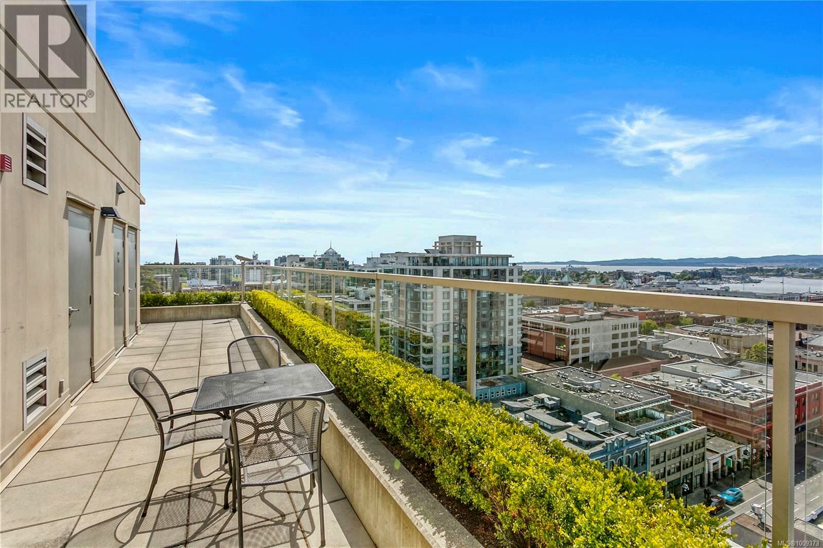 704760 johnsonrooftop1hdr | Apartments Homes Suites for Rent Victoria BC