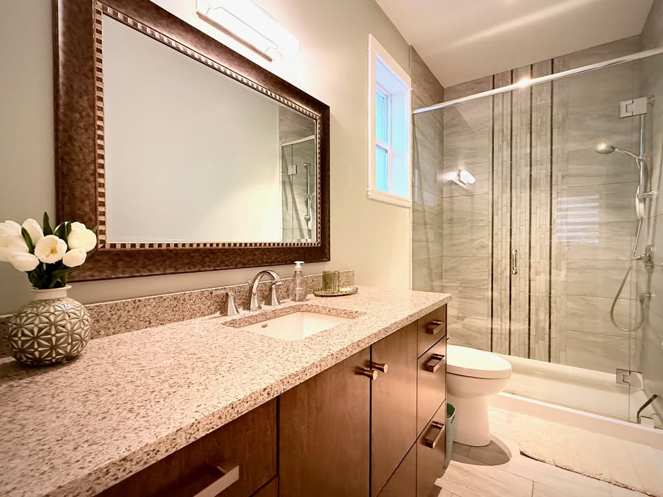 henrysid9 | Apartments Homes Suites for Rent Victoria BC